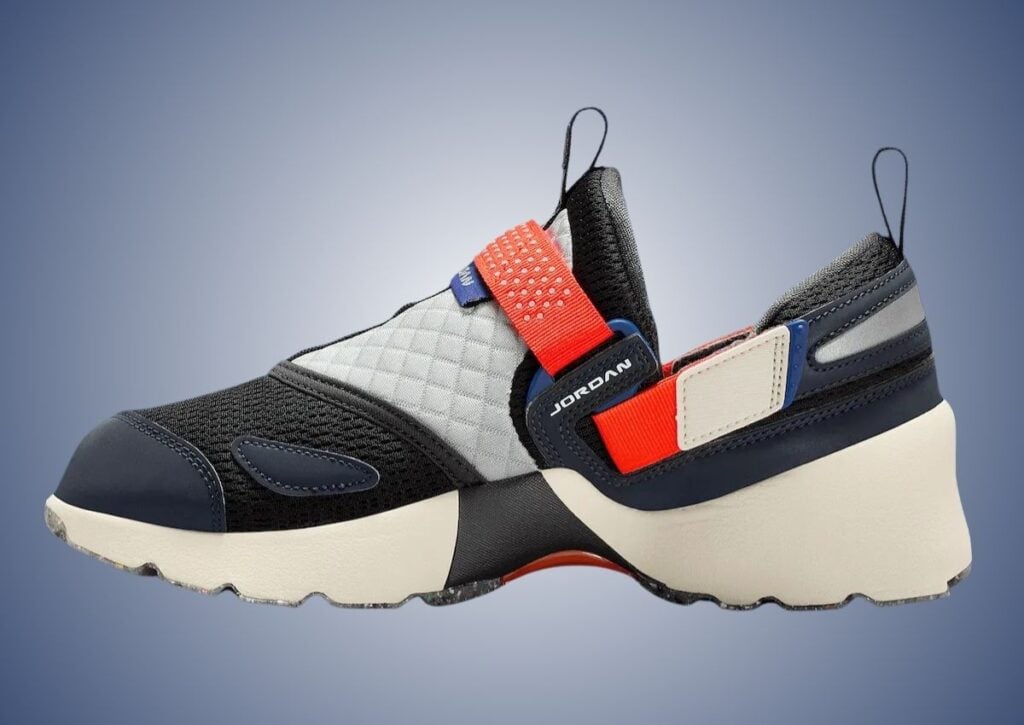 Jordan Trunner LX Rare Air IM6531-001